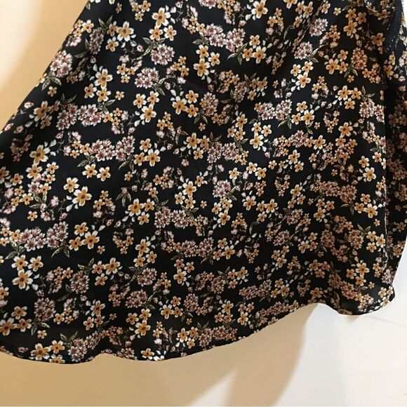 Plus Size Satin like eyelash lace adjustable cami Top - Picture 6 of 6